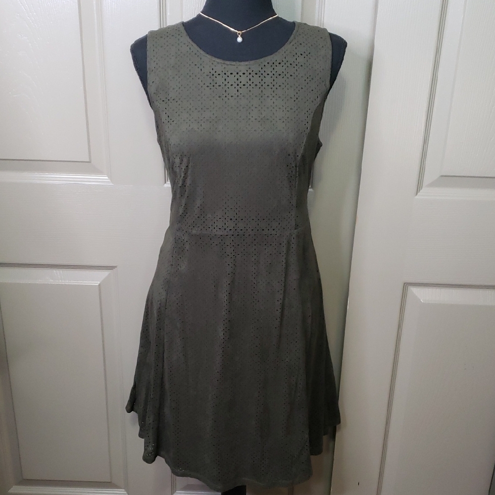 NWT MAURICES Lazer Cut Faux Suede Olive Green Sleeveless Dress Size Large